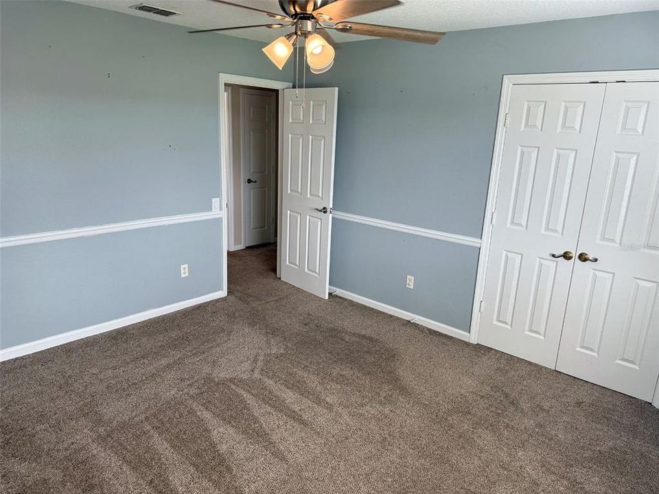 For Sale: $799,000 (5 beds, 2 baths, 3114 Square Feet)