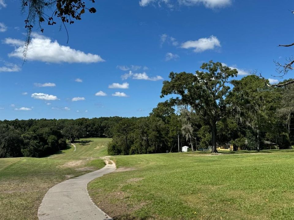 合同活跃: $29,900 (0.50 acres)