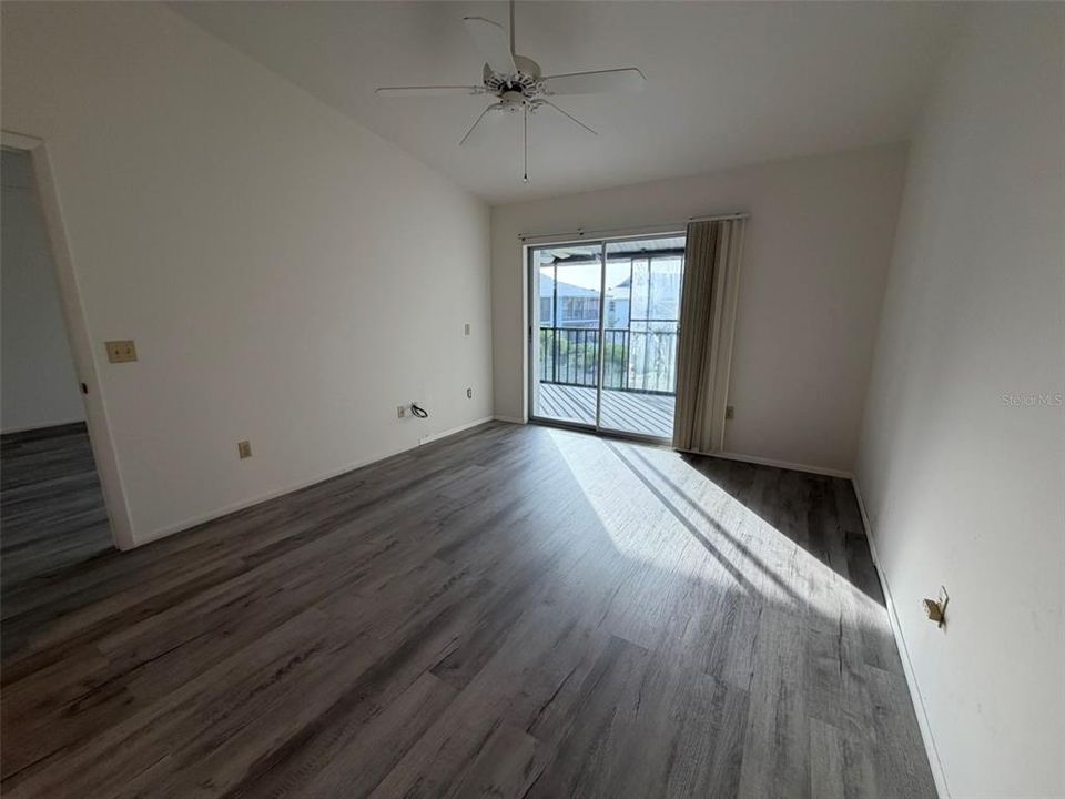 В аренду: $1,599 (2 спален, 2 ванн, 1092 Квадратных фут)