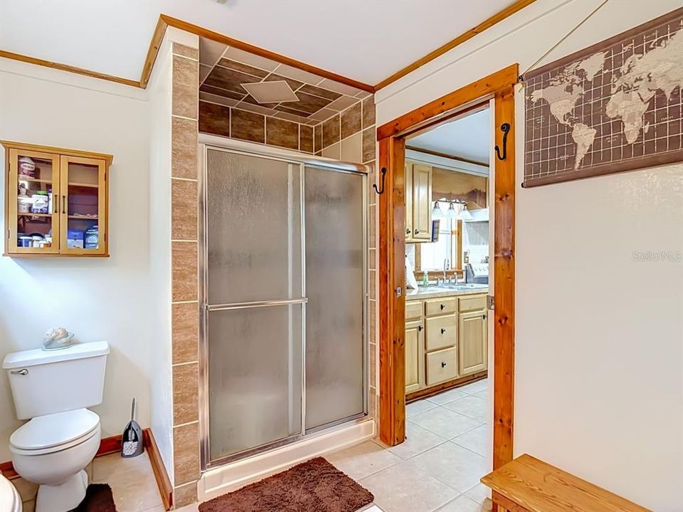 En Venta: $349,000 (4 camas, 2 baños, 1524 Pies cuadrados)