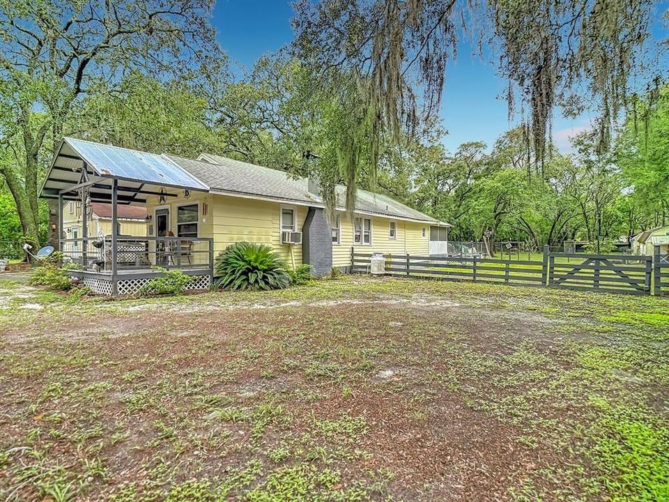 En Venta: $349,000 (4 camas, 2 baños, 1524 Pies cuadrados)