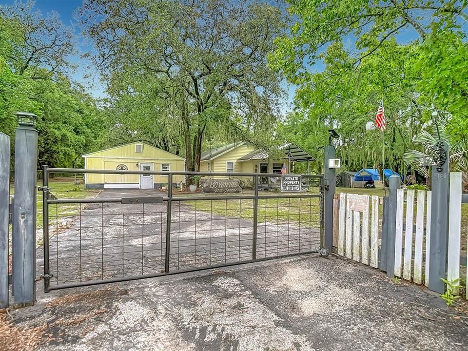 En Venta: $349,000 (4 camas, 2 baños, 1524 Pies cuadrados)