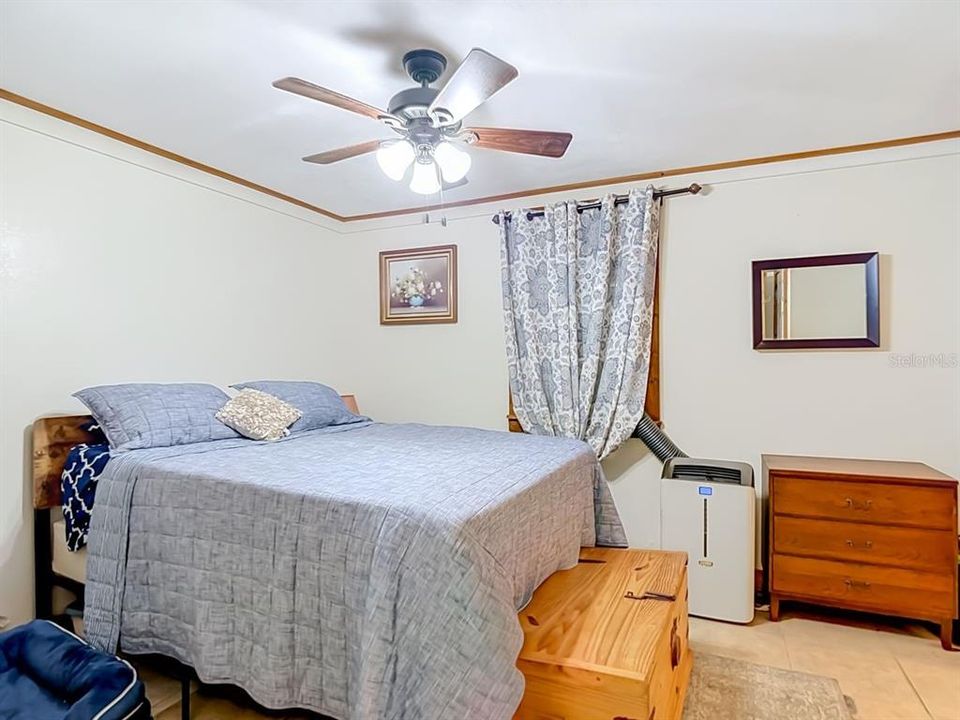 En Venta: $349,000 (4 camas, 2 baños, 1524 Pies cuadrados)