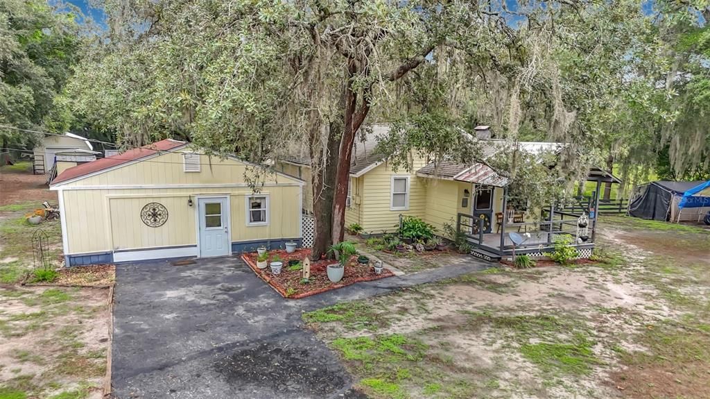 En Venta: $349,000 (4 camas, 2 baños, 1524 Pies cuadrados)