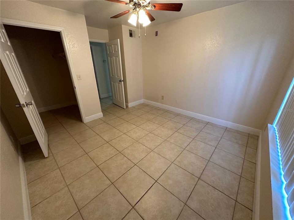 For Sale: $163,000 (1 beds, 1 baths, 650 Square Feet)
