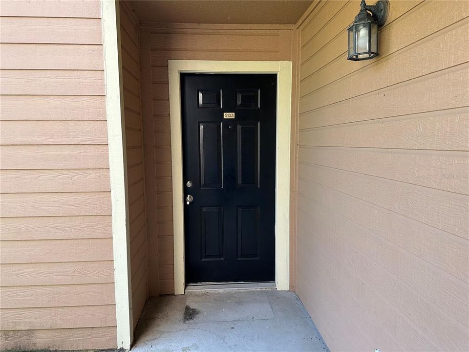 For Sale: $163,000 (1 beds, 1 baths, 650 Square Feet)