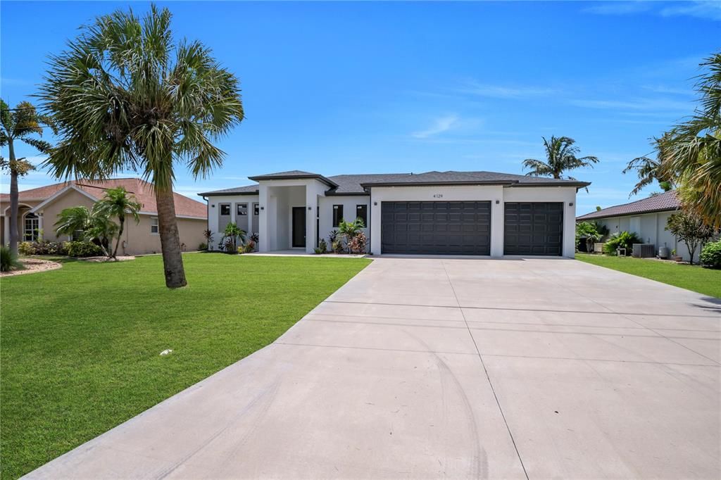 For Sale: $689,990 (3 beds, 2 baths, 1798 Square Feet)