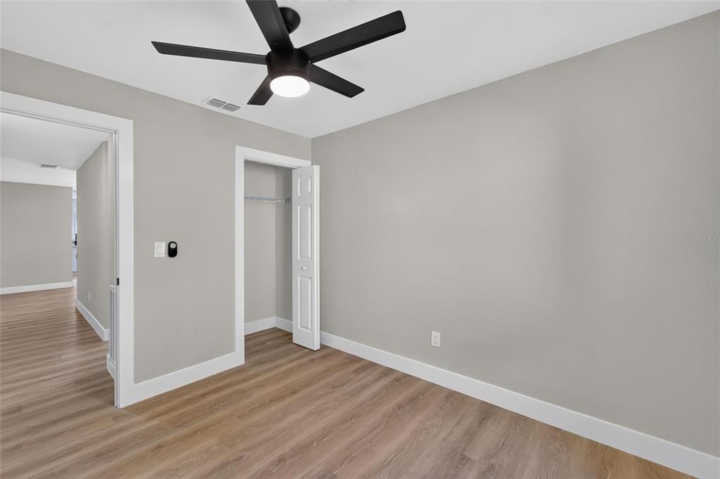 Activo con contrato: $380,000 (3 camas, 2 baños, 1235 Pies cuadrados)