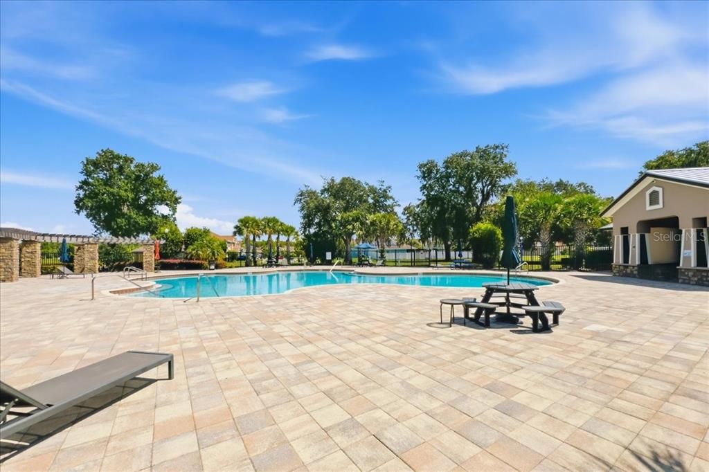 For Rent: $2,350 (4 beds, 2 baths, 1820 Square Feet)