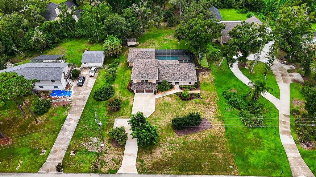 For Sale: $999,000 (5 beds, 4 baths, 3290 Square Feet)