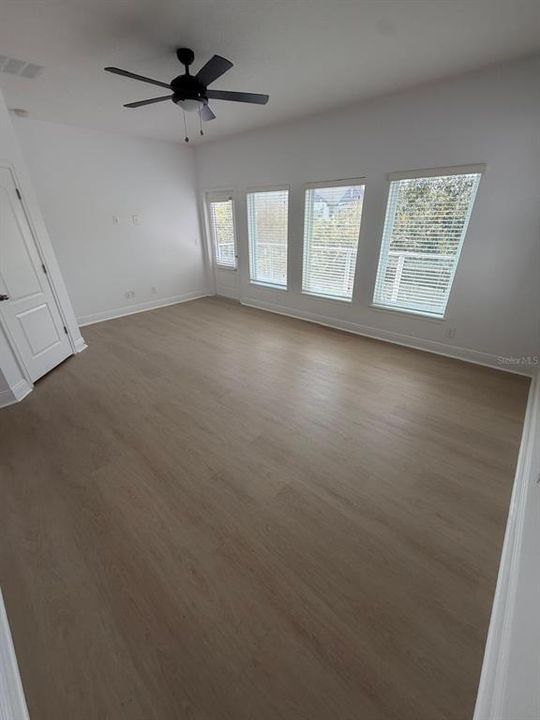 For Sale: $498,500 (3 beds, 2 baths, 1855 Square Feet)