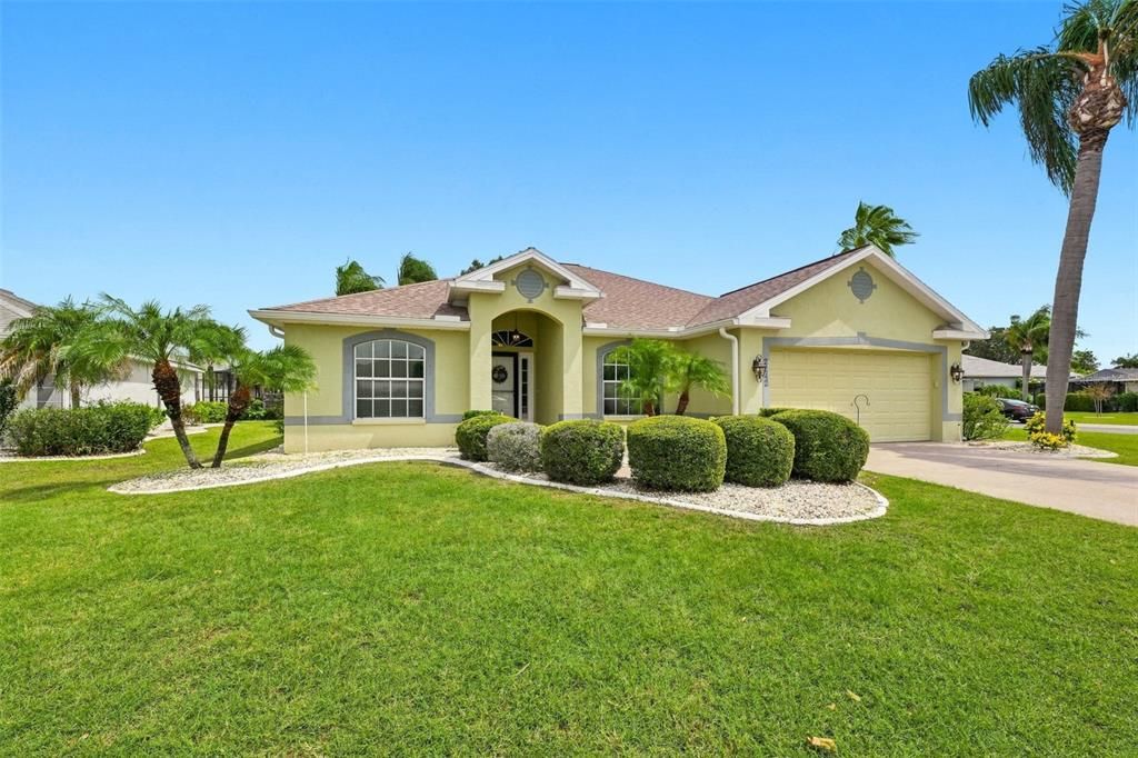 For Sale: $399,000 (4 beds, 2 baths, 1572 Square Feet)