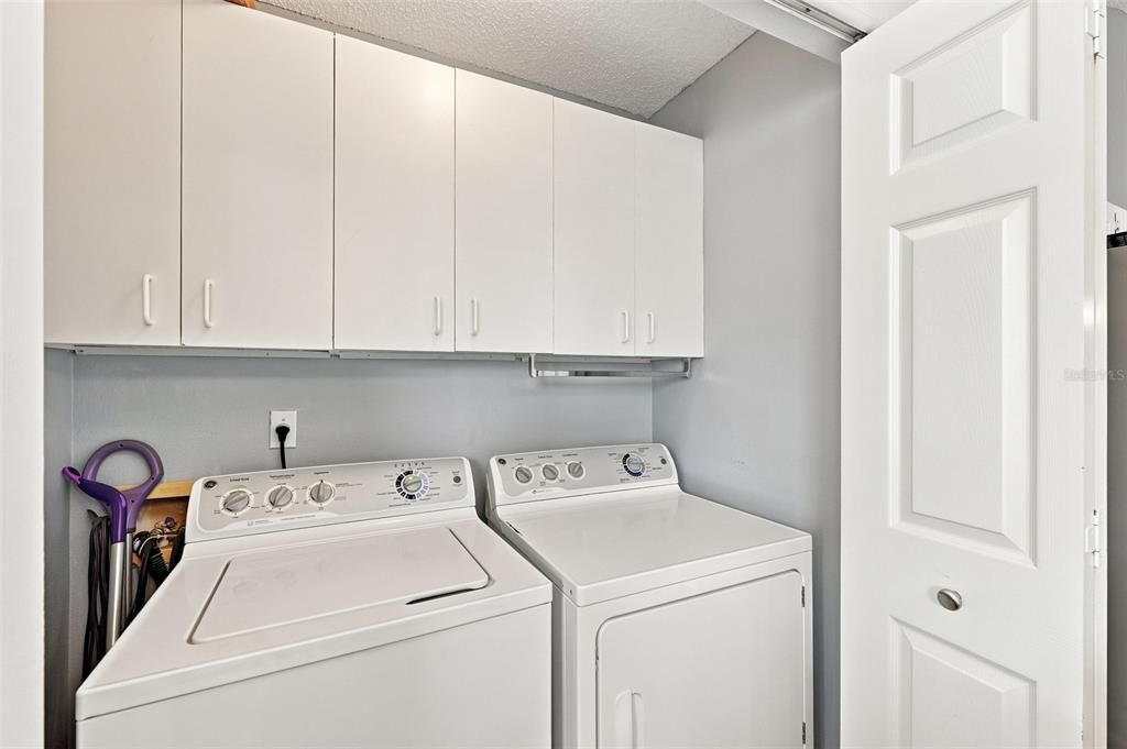 For Sale: $399,000 (4 beds, 2 baths, 1572 Square Feet)