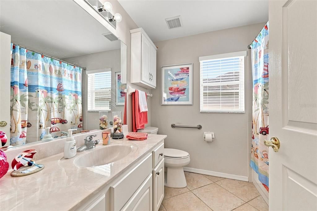 For Sale: $399,000 (4 beds, 2 baths, 1572 Square Feet)