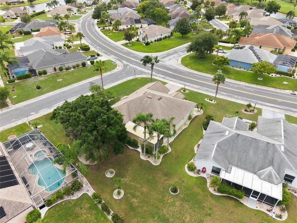 For Sale: $399,000 (4 beds, 2 baths, 1572 Square Feet)