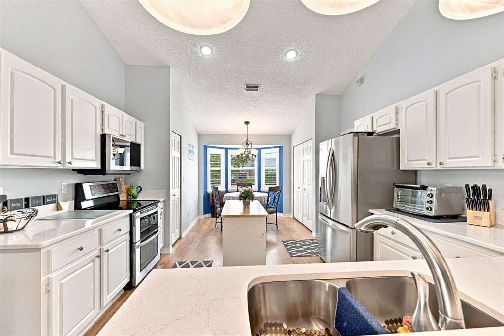 For Sale: $399,000 (4 beds, 2 baths, 1572 Square Feet)