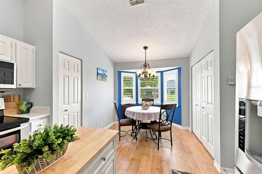 For Sale: $399,000 (4 beds, 2 baths, 1572 Square Feet)