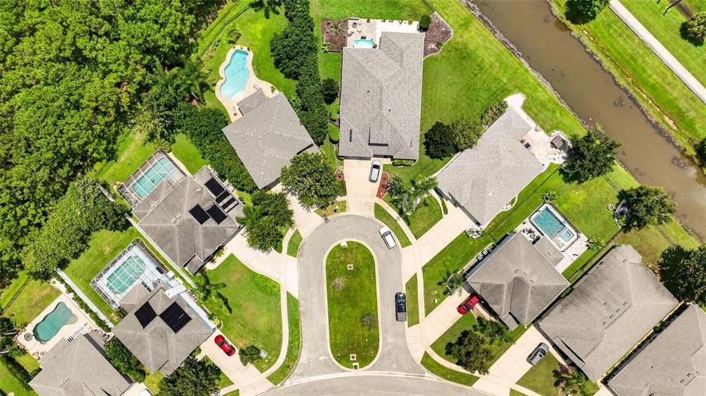 Activo con contrato: $645,000 (4 camas, 3 baños, 3331 Pies cuadrados)