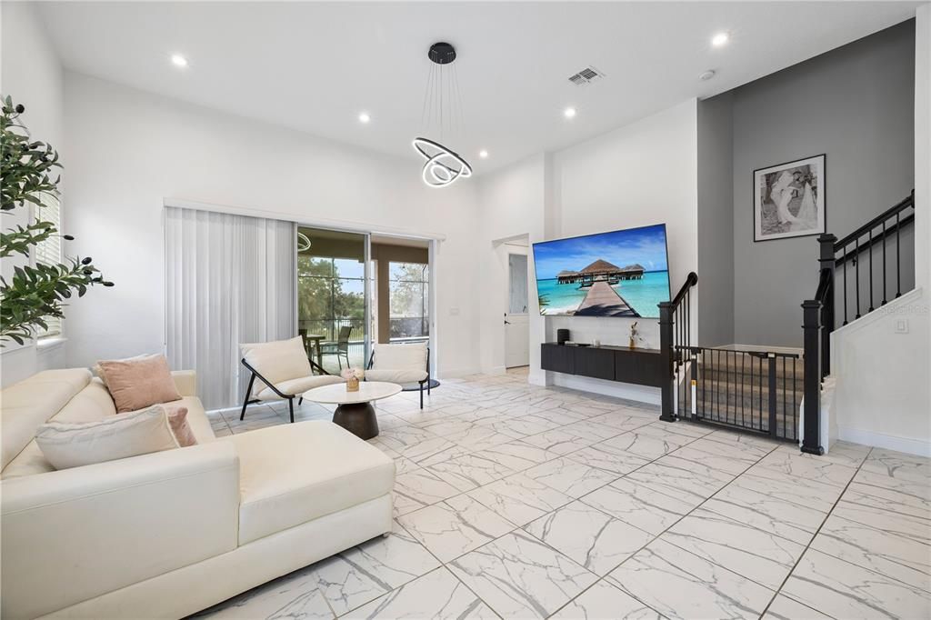 En Venta: $890,000 (5 camas, 4 baños, 3093 Pies cuadrados)