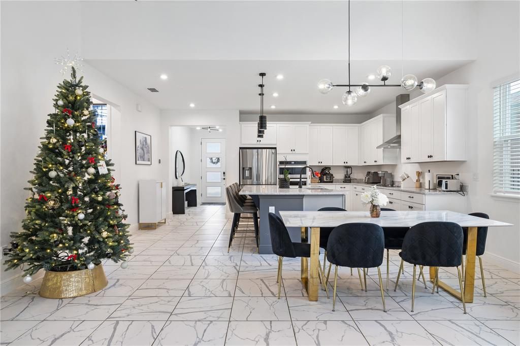 En Venta: $890,000 (5 camas, 4 baños, 3093 Pies cuadrados)