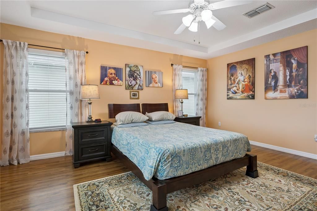 For Sale: $615,000 (4 beds, 2 baths, 2648 Square Feet)