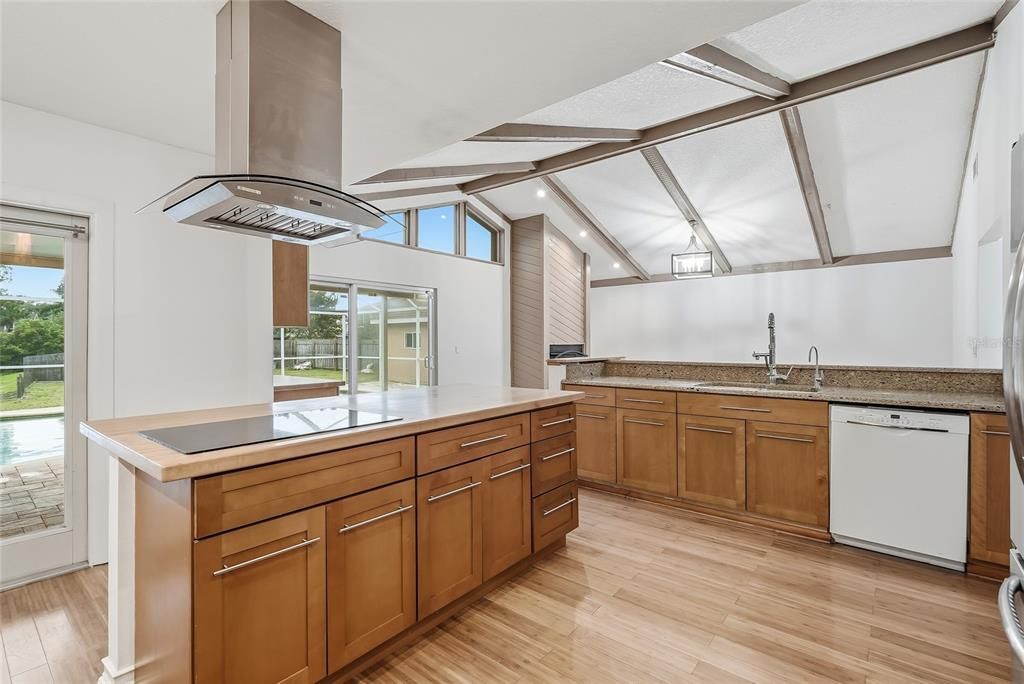 Active With Contract: $550,000 (4 beds, 2 baths, 2110 Square Feet)