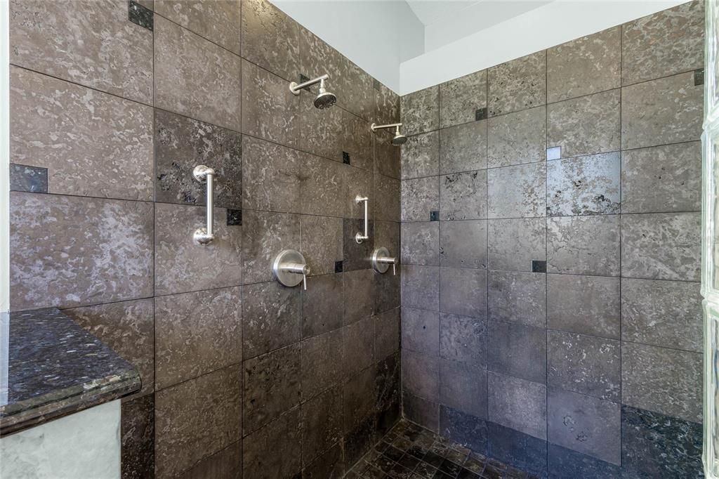 На продажу: $1,249,000 (5 спален, 4 ванн, 3664 Квадратных фут)
