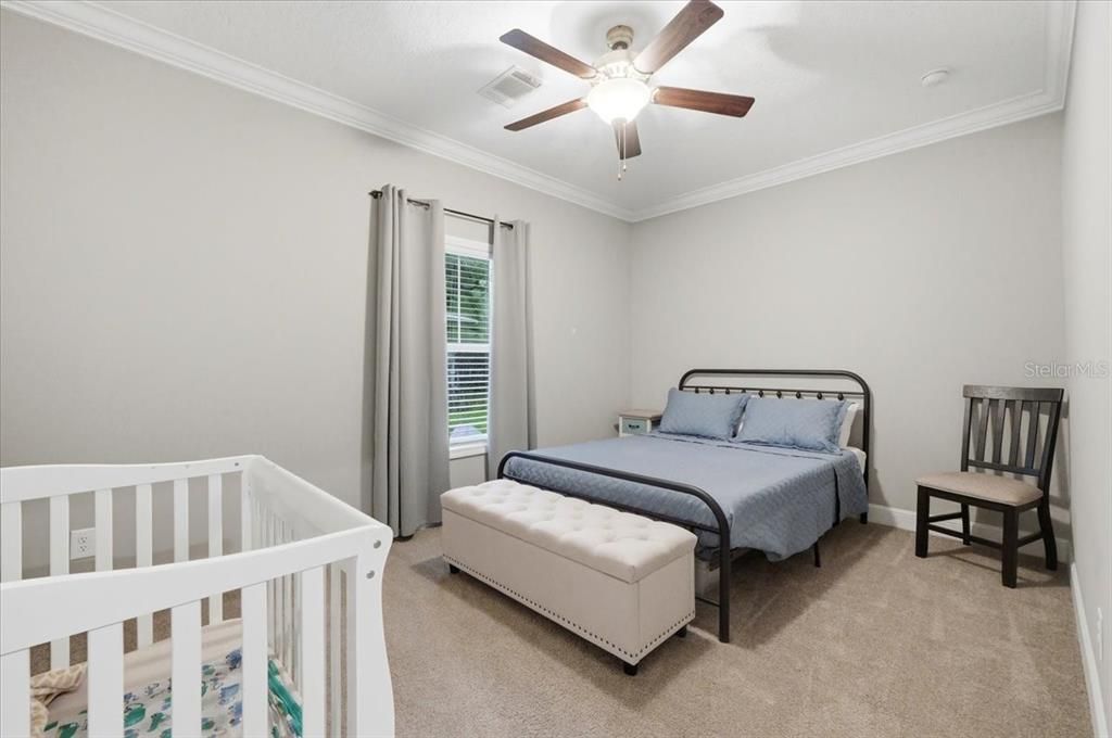 Activo con contrato: $599,999 (4 camas, 2 baños, 2280 Pies cuadrados)