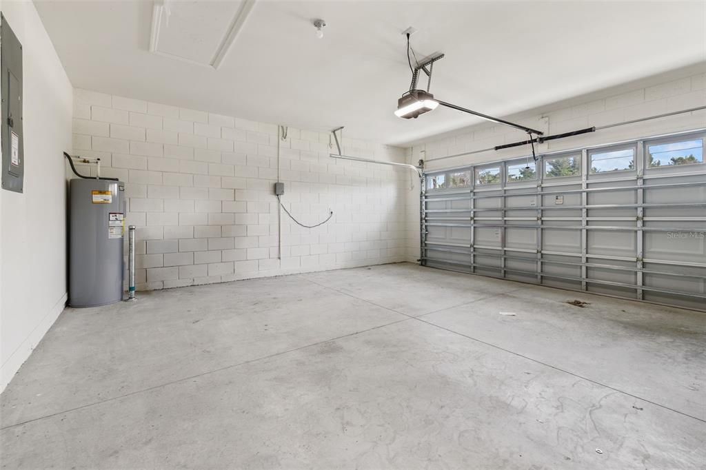 En Renta: $2,250 (4 camas, 2 baños, 1828 Pies cuadrados)