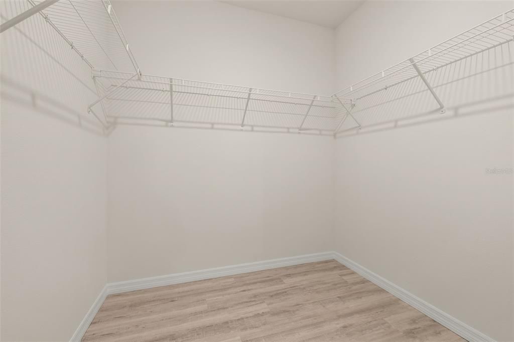 En Renta: $2,250 (4 camas, 2 baños, 1828 Pies cuadrados)