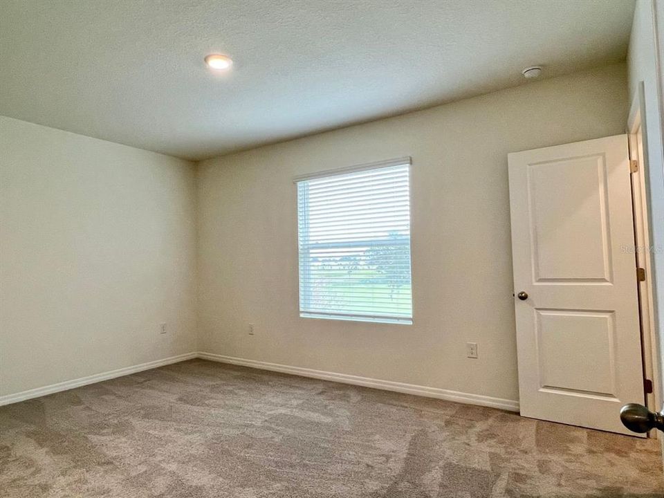 En Venta: $249,900 (3 camas, 2 baños, 1688 Pies cuadrados)