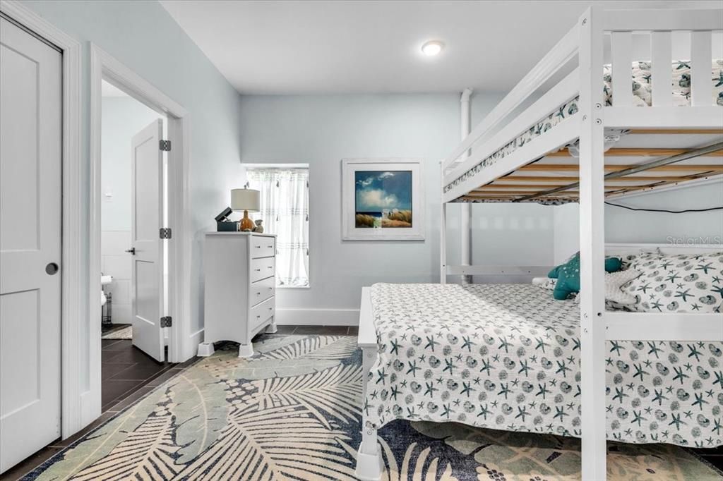 For Sale: $1,390,000 (3 beds, 3 baths, 2296 Square Feet)
