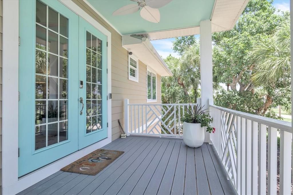 For Sale: $1,390,000 (3 beds, 3 baths, 2296 Square Feet)