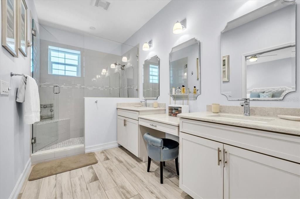 For Sale: $1,390,000 (3 beds, 3 baths, 2296 Square Feet)