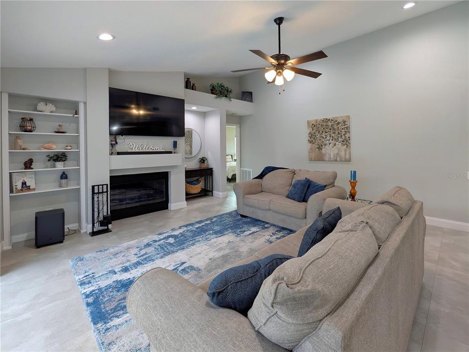 For Sale: $999,500 (5 beds, 3 baths, 3137 Square Feet)