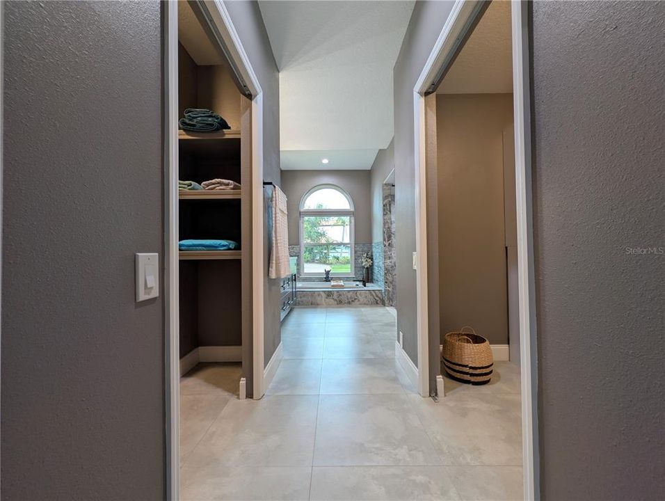 For Sale: $999,500 (5 beds, 3 baths, 3137 Square Feet)