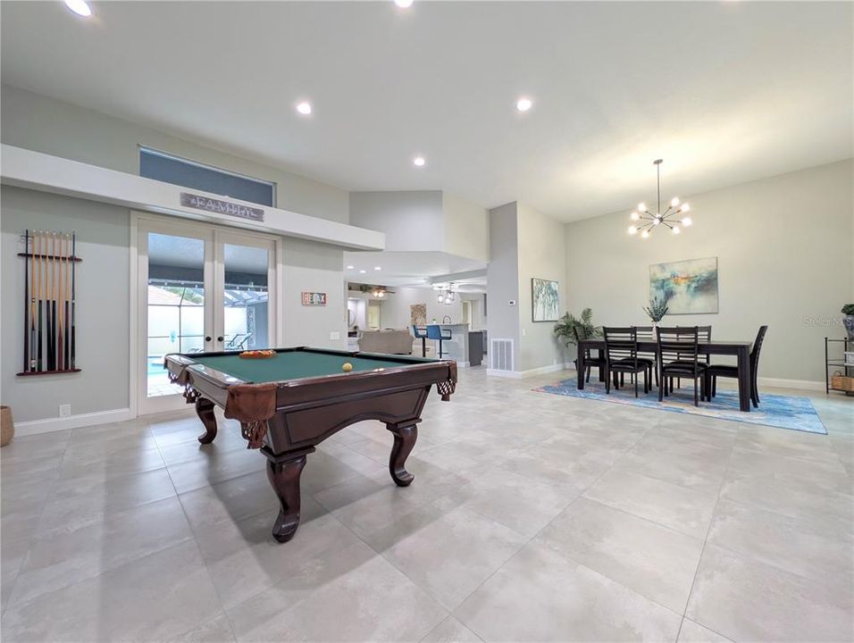 For Sale: $999,500 (5 beds, 3 baths, 3137 Square Feet)