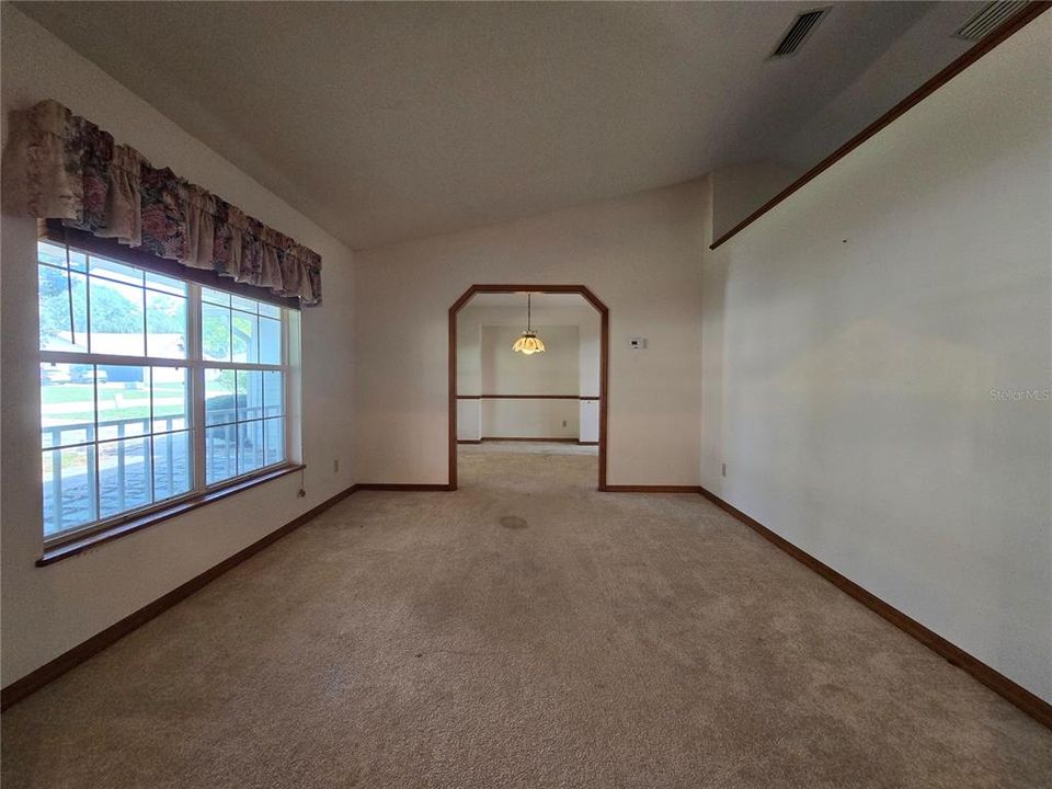 En Venta: $325,000 (3 camas, 2 baños, 2177 Pies cuadrados)
