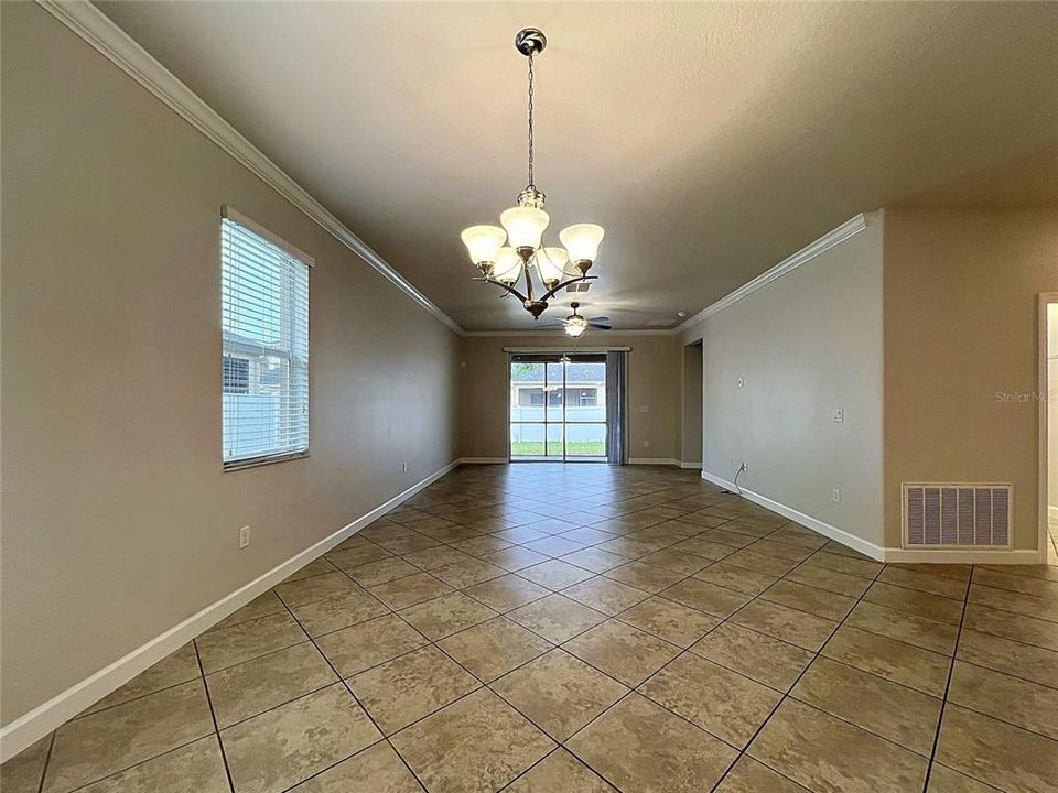 For Sale: $415,000 (3 beds, 2 baths, 1971 Square Feet)