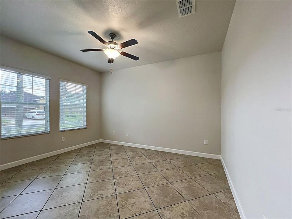 For Sale: $415,000 (3 beds, 2 baths, 1971 Square Feet)