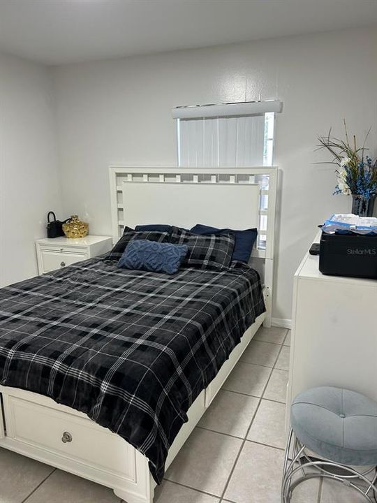 For Sale: $550,000 (3 beds, 2 baths, 1486 Square Feet)
