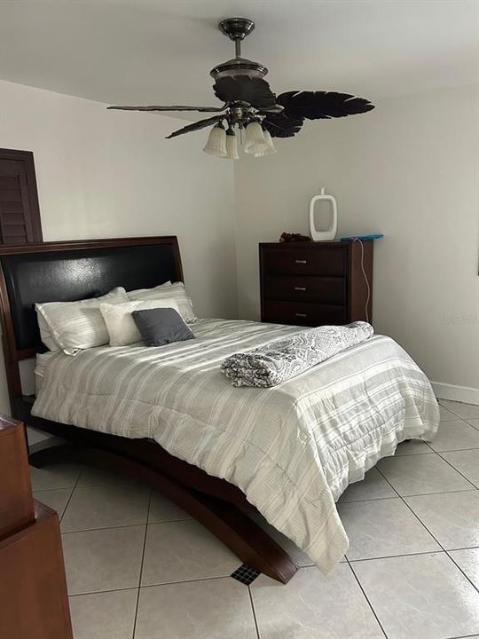 For Sale: $550,000 (3 beds, 2 baths, 1486 Square Feet)