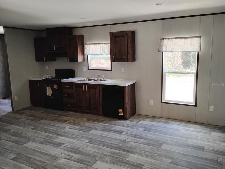 En Venta: $199,000 (3 camas, 2 baños, 1352 Pies cuadrados)