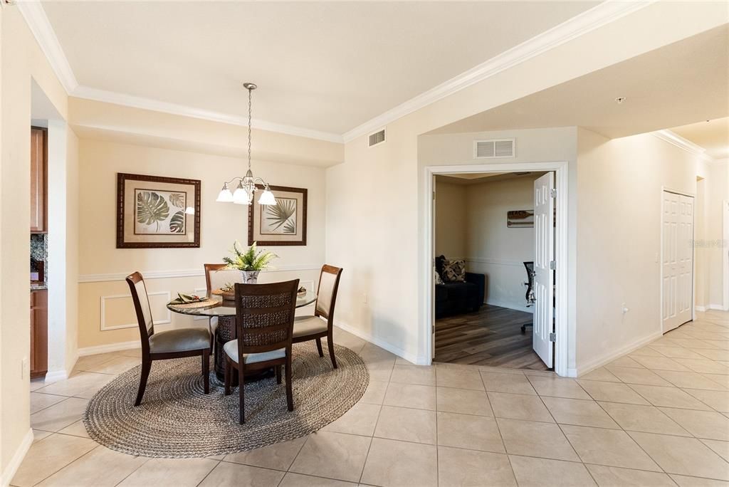 For Rent: $3,000 (2 beds, 2 baths, 1561 Square Feet)