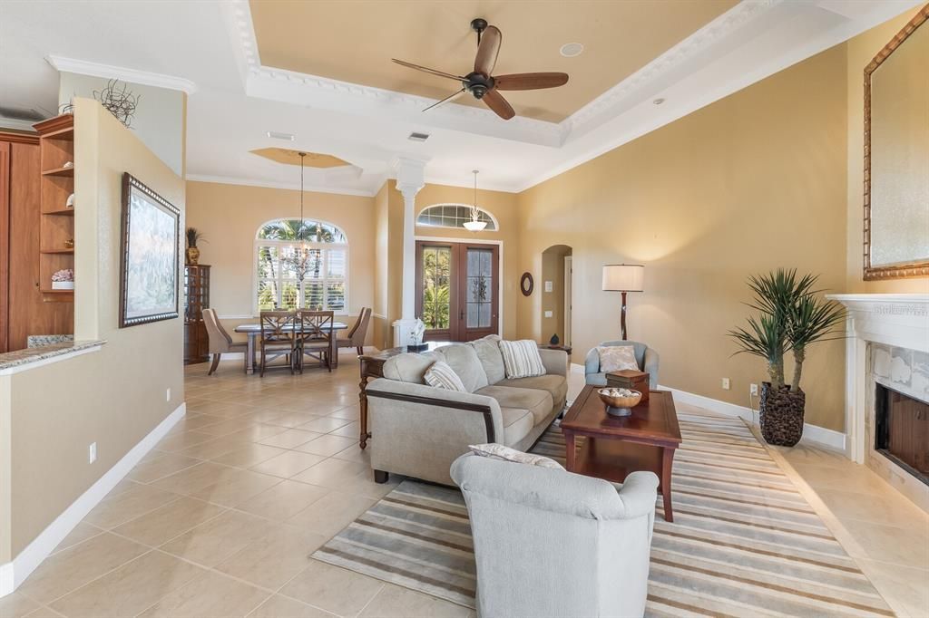 For Sale: $1,495,000 (3 beds, 4 baths, 3193 Square Feet)