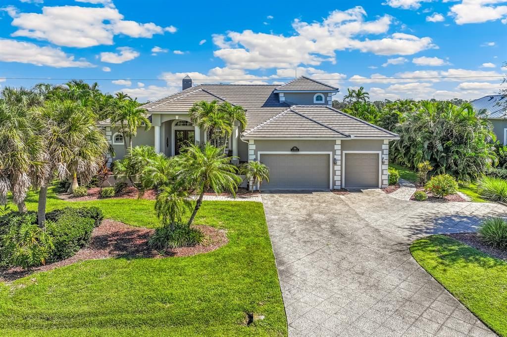 For Sale: $1,495,000 (3 beds, 4 baths, 3193 Square Feet)