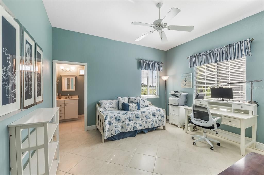 For Sale: $1,495,000 (3 beds, 4 baths, 3193 Square Feet)