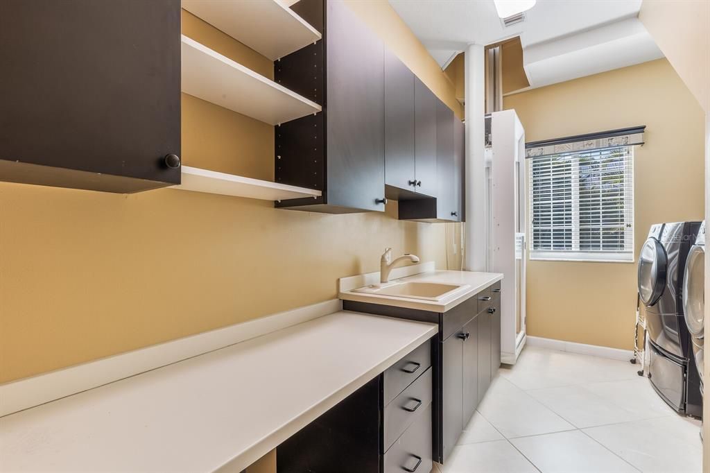 For Sale: $1,495,000 (3 beds, 4 baths, 3193 Square Feet)