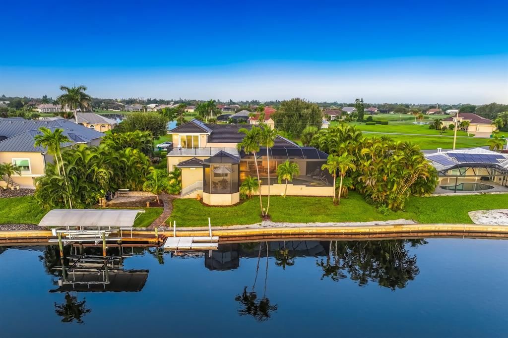 For Sale: $1,495,000 (3 beds, 4 baths, 3193 Square Feet)