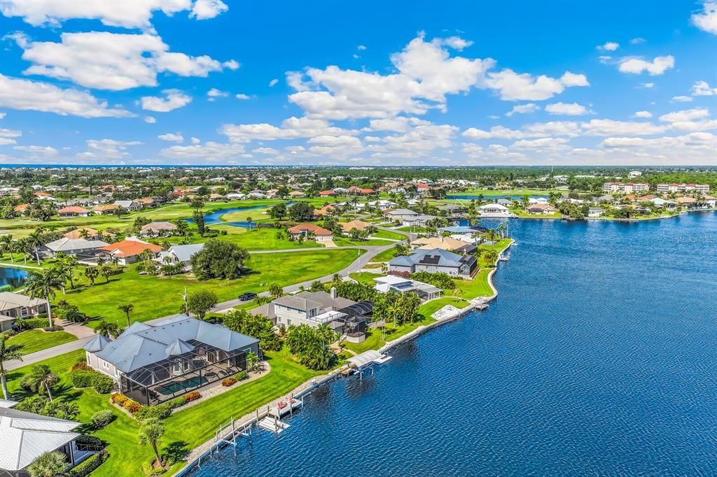 For Sale: $1,495,000 (3 beds, 4 baths, 3193 Square Feet)